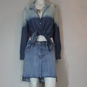 Aritzia Wilfred Free Medium Wash Raw Step Hem Denim Jean Skirt Size 6